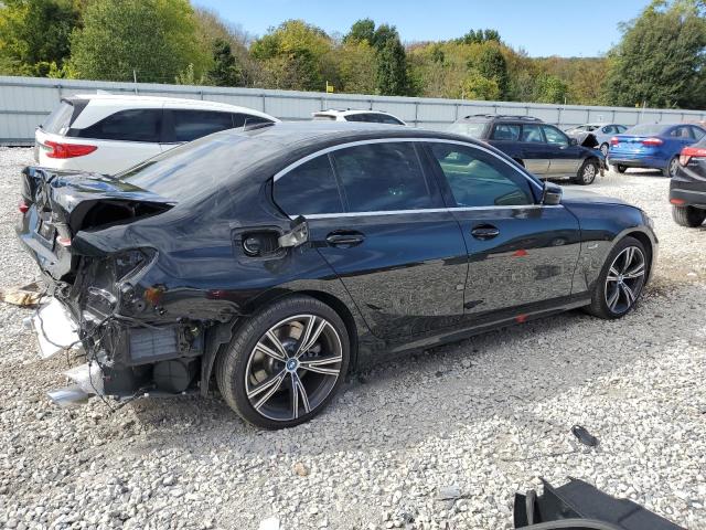 Obraz 3 z 2022 BMW 330E  2022 z VIN 3MW5P7J00N8C64306