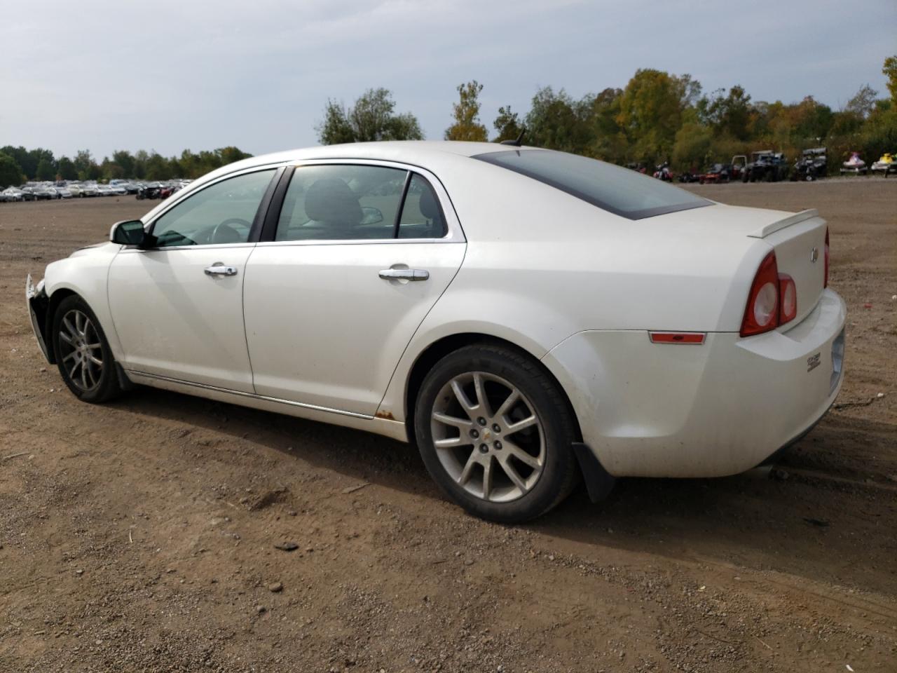 Image 2 of 2011 CHEVROLET MALIBU LTZ 2011 with VIN 1G1ZE5E71BF363623