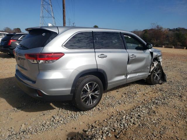 Image 3 of 2018 TOYOTA HIGHLANDER LE 2018 with VIN 5TDZZRFH1JS278063