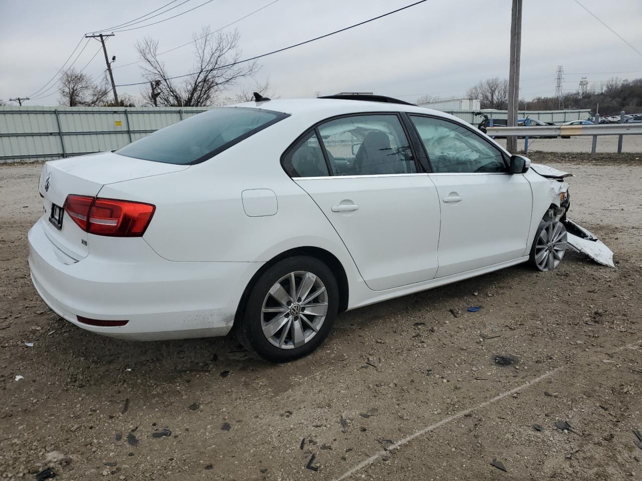 Изображение 3 2015 VOLKSWAGEN JETTA SE 2015 с VIN 3VWD07AJ2FM321705