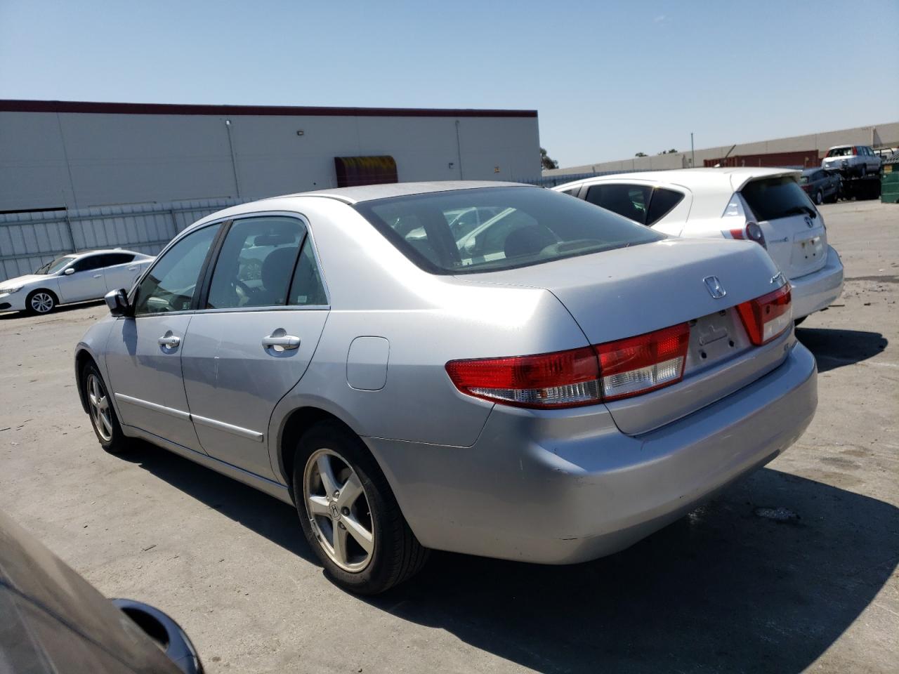 Image 2 of 2003 HONDA ACCORD EX 2003 with VIN JHMCM56683C078098