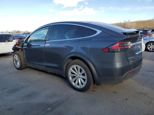 Obraz 2 z 2017 TESLA MODEL X  2017 z VIN 5YJXCDE22HF044795