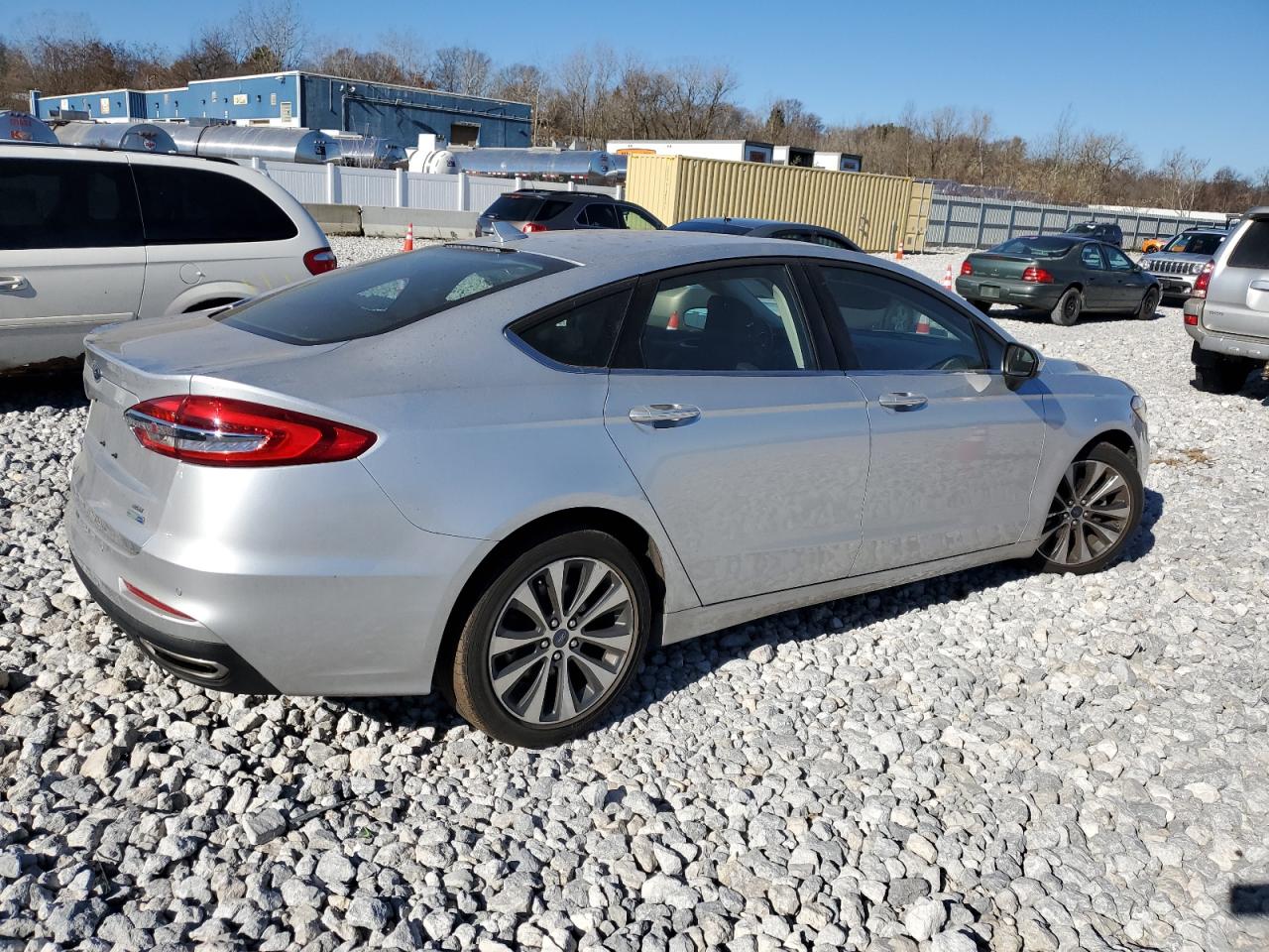 Obraz 3 z 2019 FORD FUSION SE 2019 z VIN 3FA6P0T99KR269851