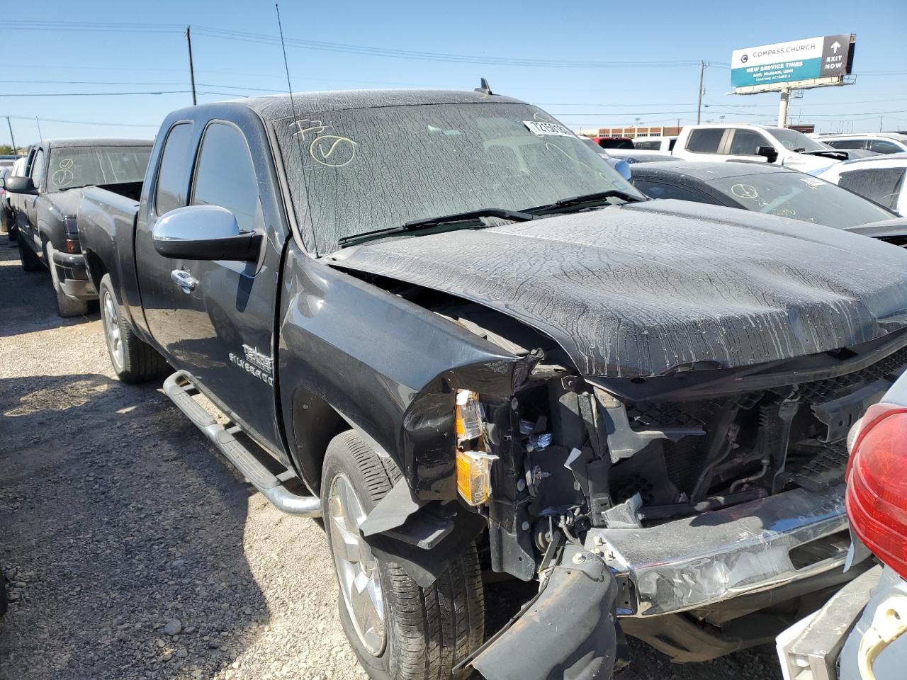 Obraz 2 z 2011 CHEVROLET SILVERADO C1500 LT 2011 z VIN 1GCRCSE03BZ111630