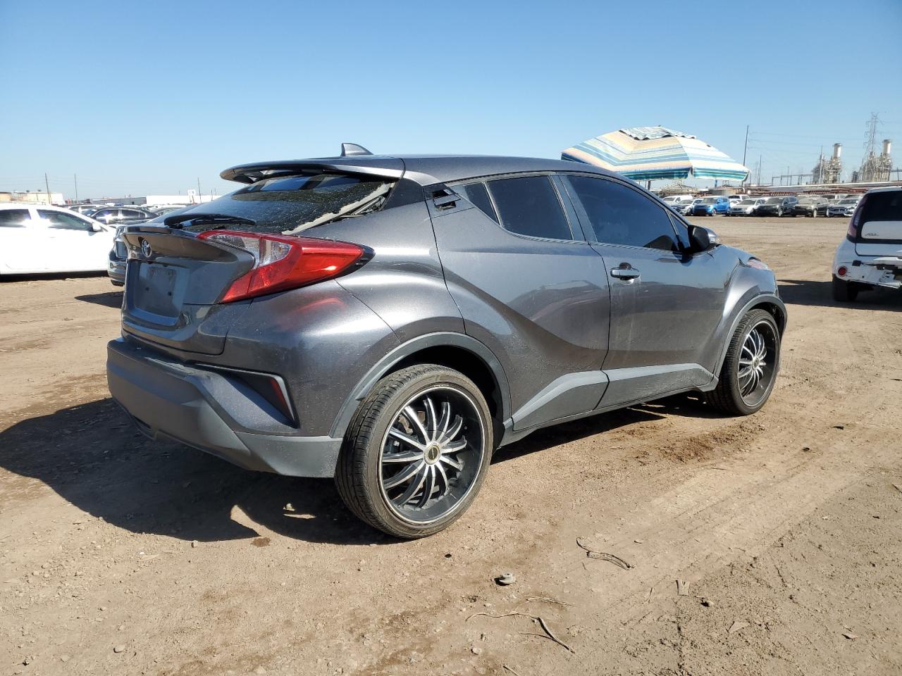 Obraz 3 z 2019 TOYOTA C-HR XLE 2019 z VIN JTNKHMBX9K1039908