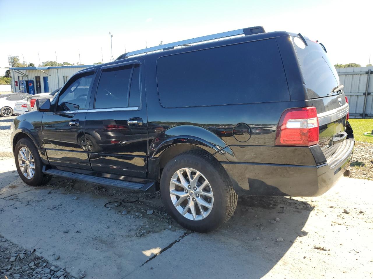 Изображение 2 2017 FORD EXPEDITION EL LIMITED 2017 с VIN 1FMJK1KT9HEA07566
