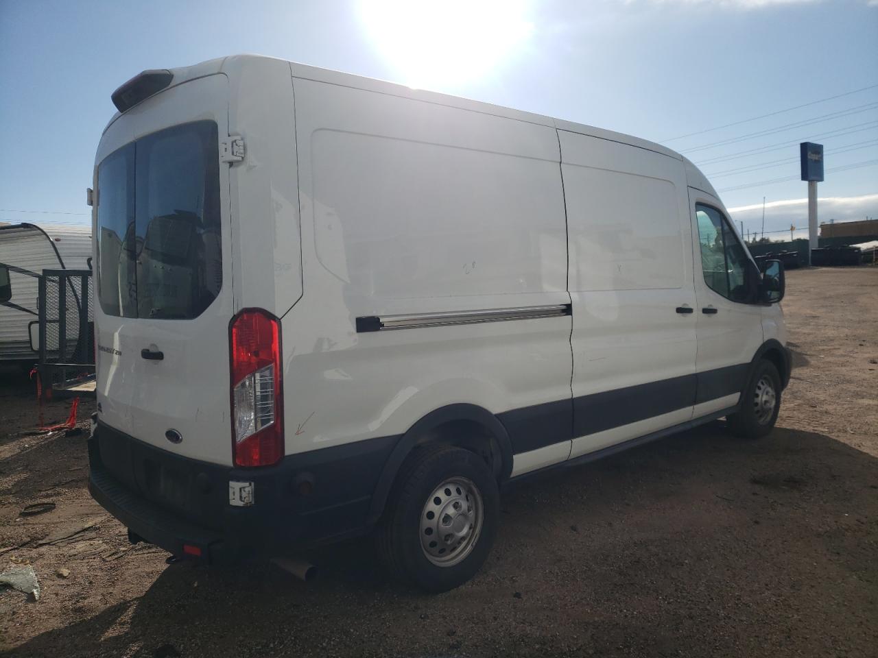 Image 3 of 2020 FORD TRANSIT T-250 2020 with VIN 1FTBR2C82LKA41394