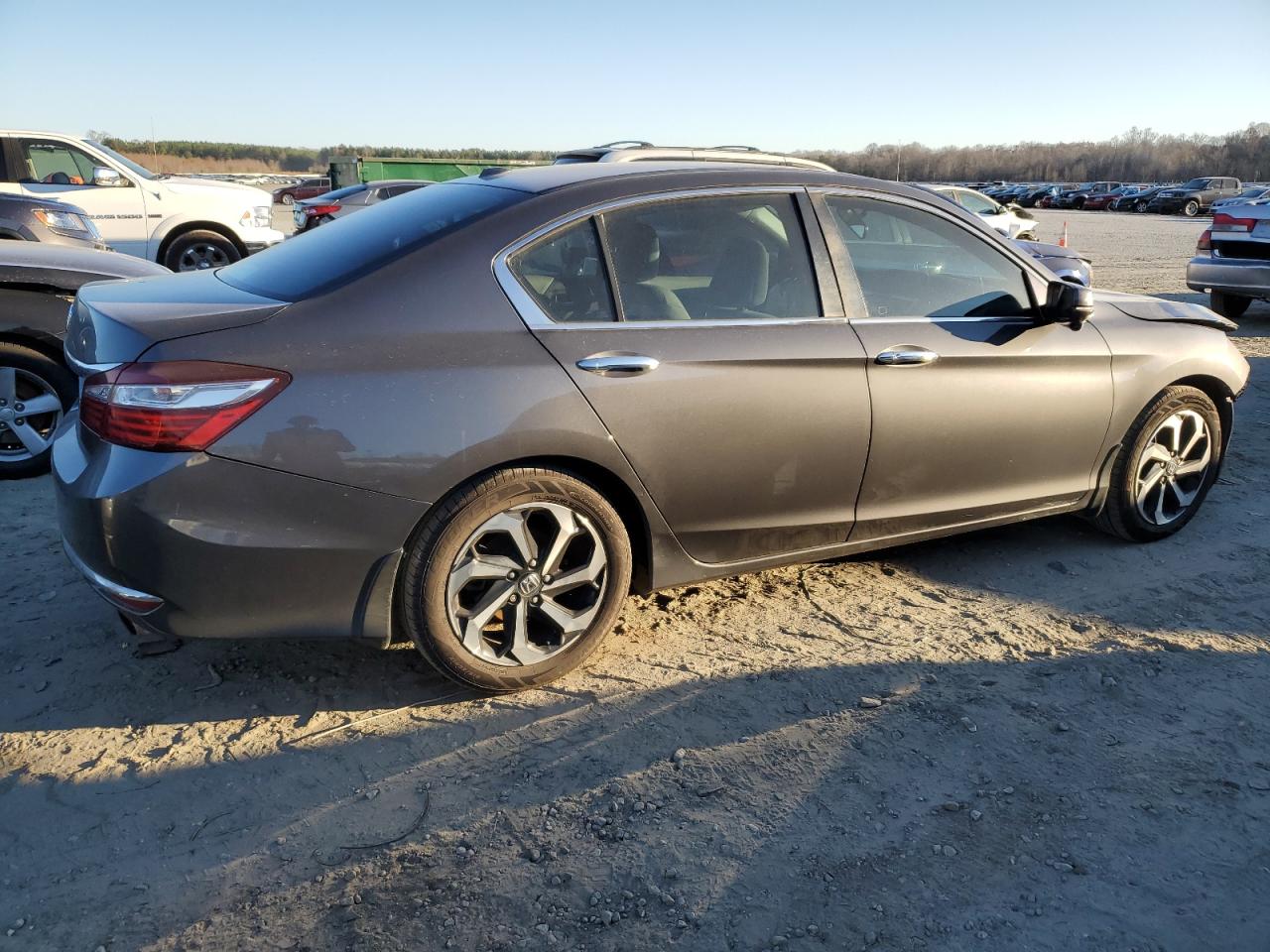 Image 3 of 2016 HONDA ACCORD EX 2016 with VIN 1HGCR2F78GA091026
