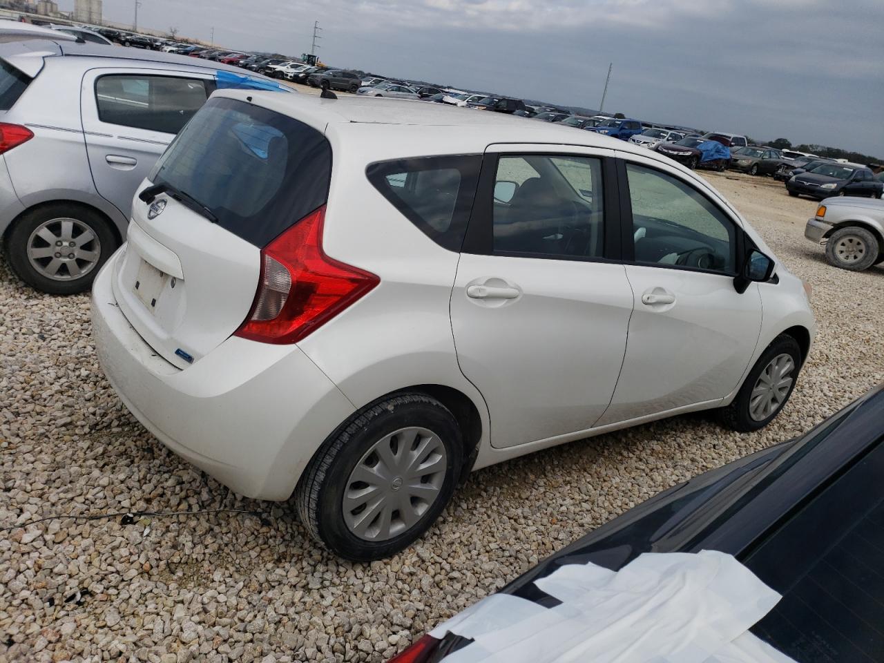 Изображение 3 2015 NISSAN VERSA NOTE S 2015 с VIN 3N1CE2CP1FL364672