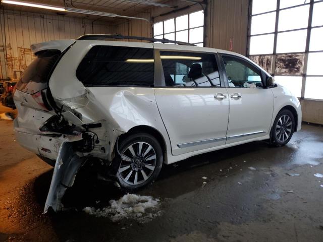 Image 3 of 2018 TOYOTA SIENNA XLE 2018 with VIN 5TDDZ3DC4JS206384