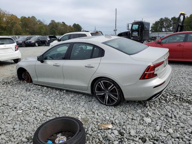 Obraz 2 z 2019 VOLVO S60 T6 R-DESIGN 2019 z VIN 7JRA22TM5KG013850