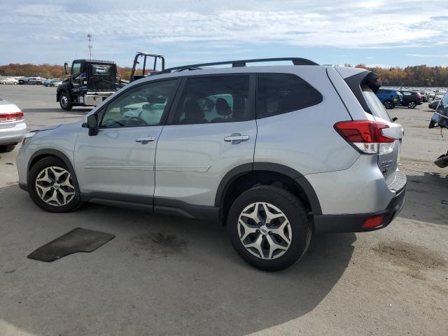 Image 2 of 2021 SUBARU FORESTER PREMIUM 2021 with VIN JF2SKAJC7MH569132