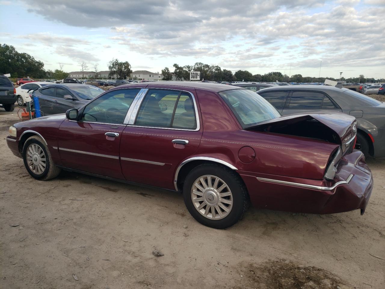 Image 2 of 2008 MERCURY GRAND MARQUIS LS 2008 with VIN 2MEFM75V98X658892