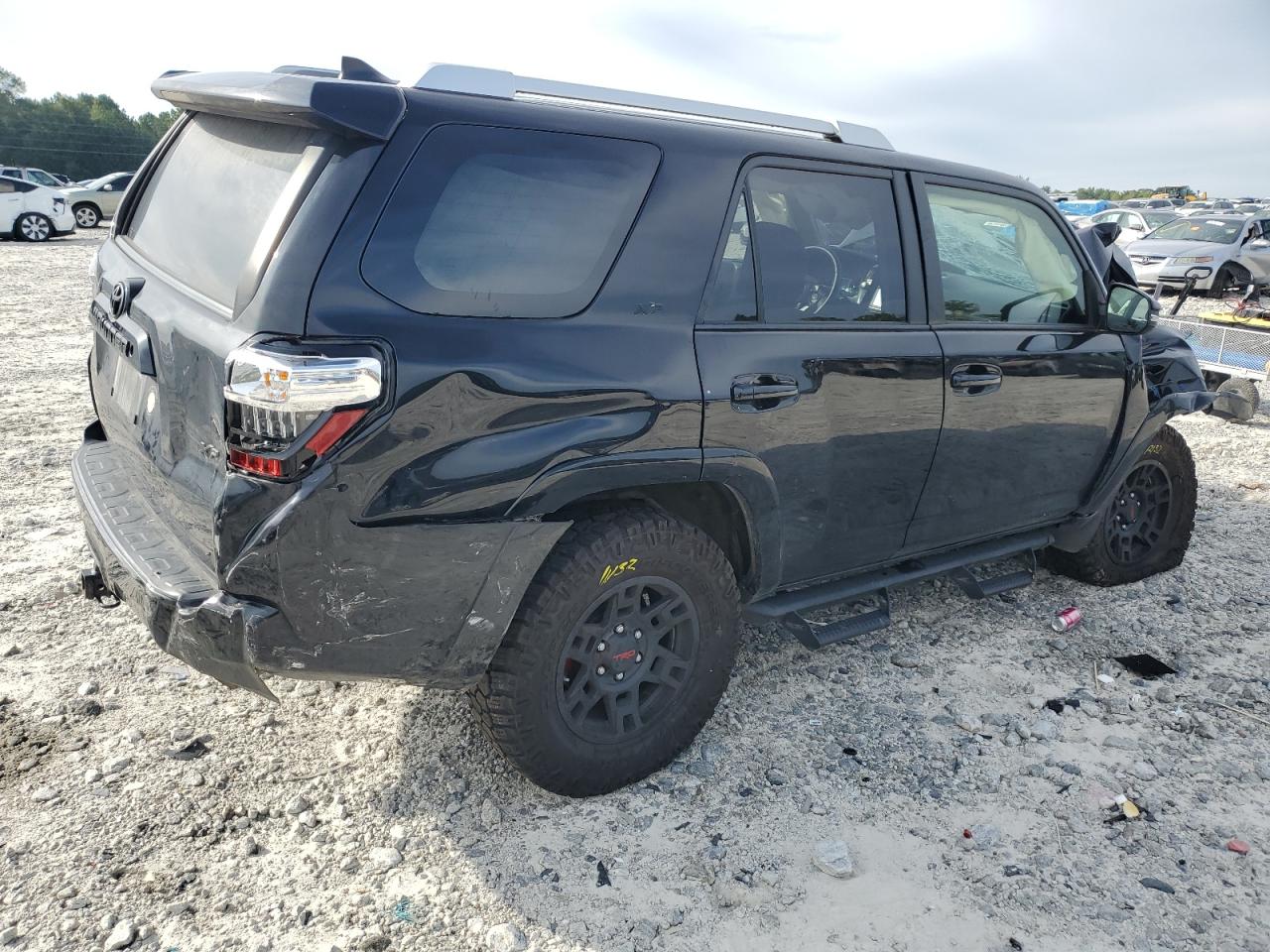 Obraz 3 z 2018 TOYOTA 4RUNNER SR5/SR5 PREMIUM 2018 z VIN JTEBU5JR4J5601080