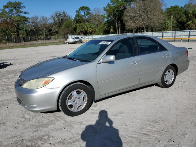 Obraz 1 z 2002 TOYOTA CAMRY LE 2002 z VIN 4T1BF32K02U532847