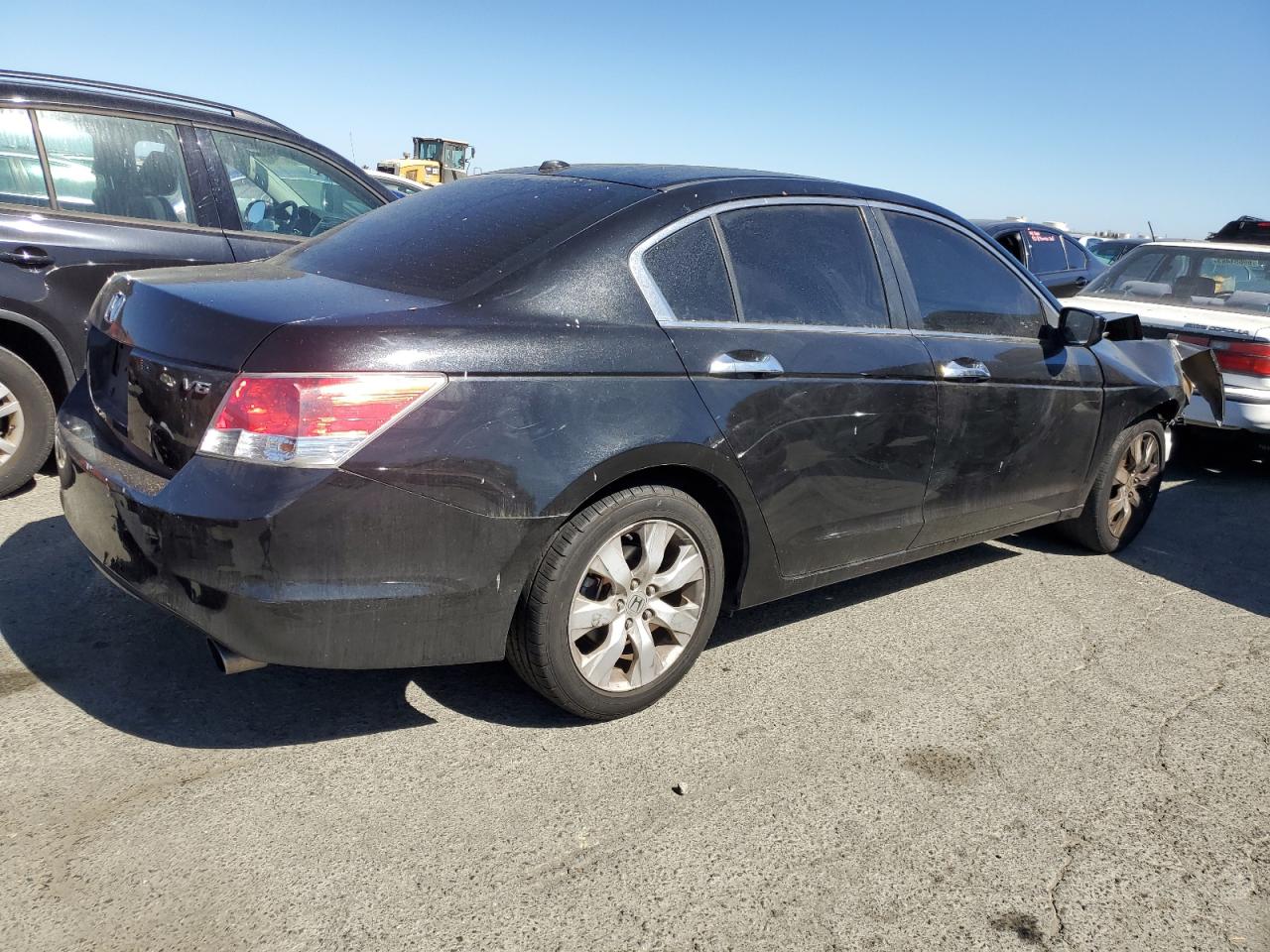 Image 3 of 2010 HONDA ACCORD EXL 2010 with VIN 1HGCP3F8XAA018641