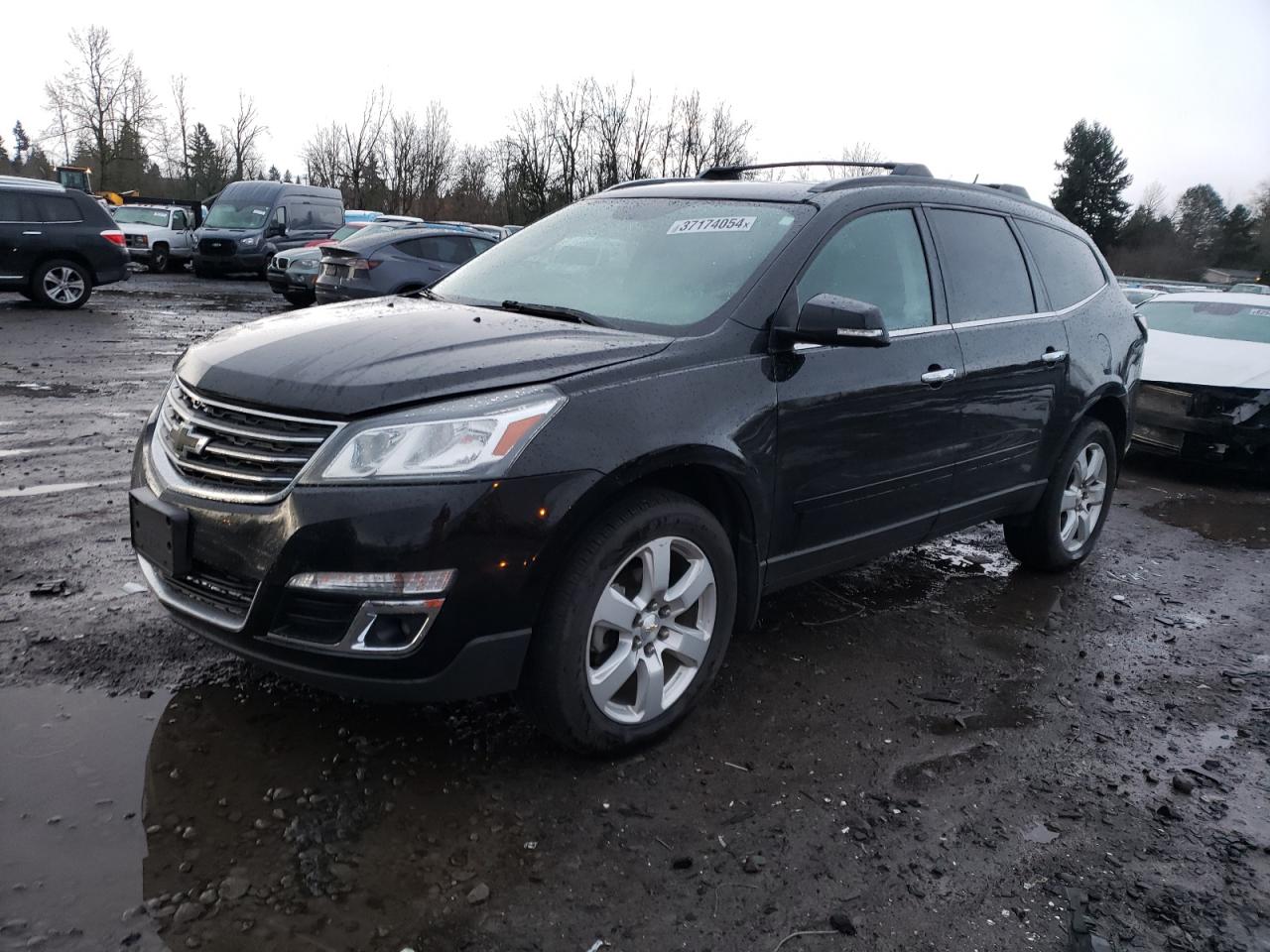 Image 1 of 2017 CHEVROLET TRAVERSE LT 2017 with VIN 1GNKVGKDXHJ277402