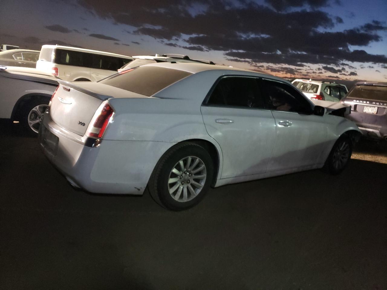 Obraz 3 z 2014 CHRYSLER 300  2014 z VIN 2C3CCAAG2EH288956