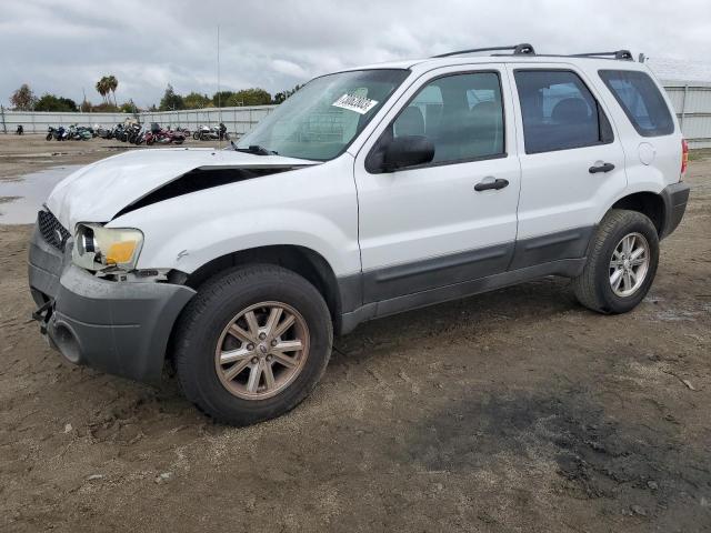 Image 1 of 2005 FORD ESCAPE XLS 2005 with VIN 1FMYU02Z85DA05767