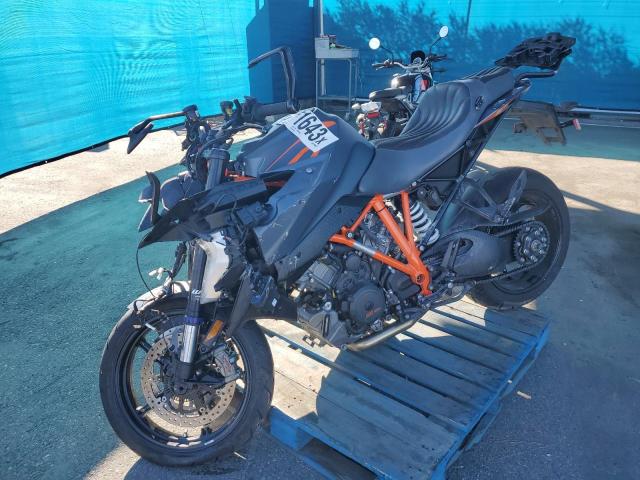 Image 2 of 2023 KTM 1290 SUPER DUKE GT 2023 with VIN VBKV69401PM967463