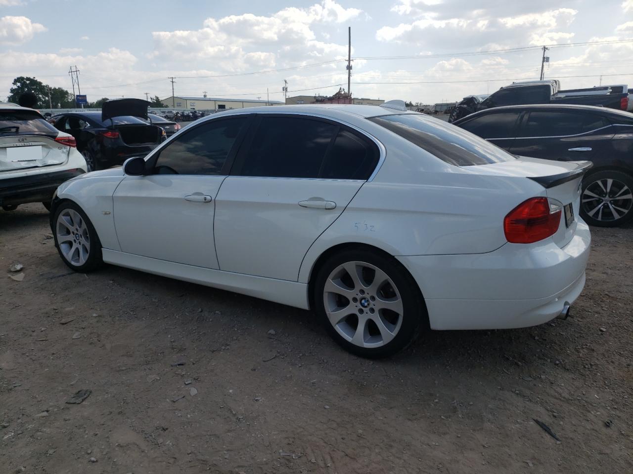 Image 2 of Bmw 335 I 2008 with VIN WBAVB77548NM05641