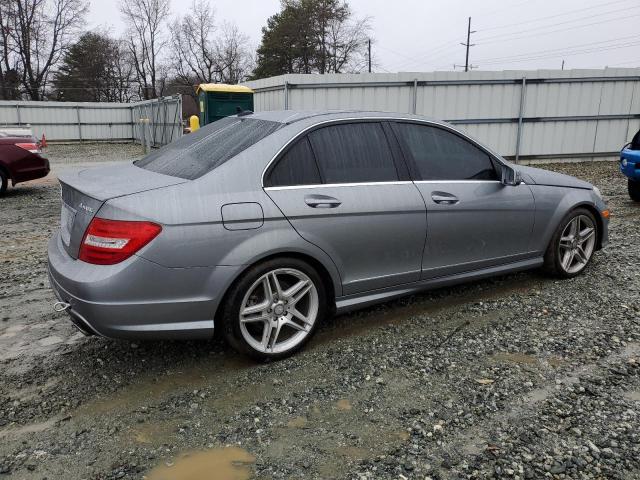 Obraz 3 z 2013 MERCEDES-BENZ C 300 4MATIC 2013 z VIN WDDGF8AB5DA765299