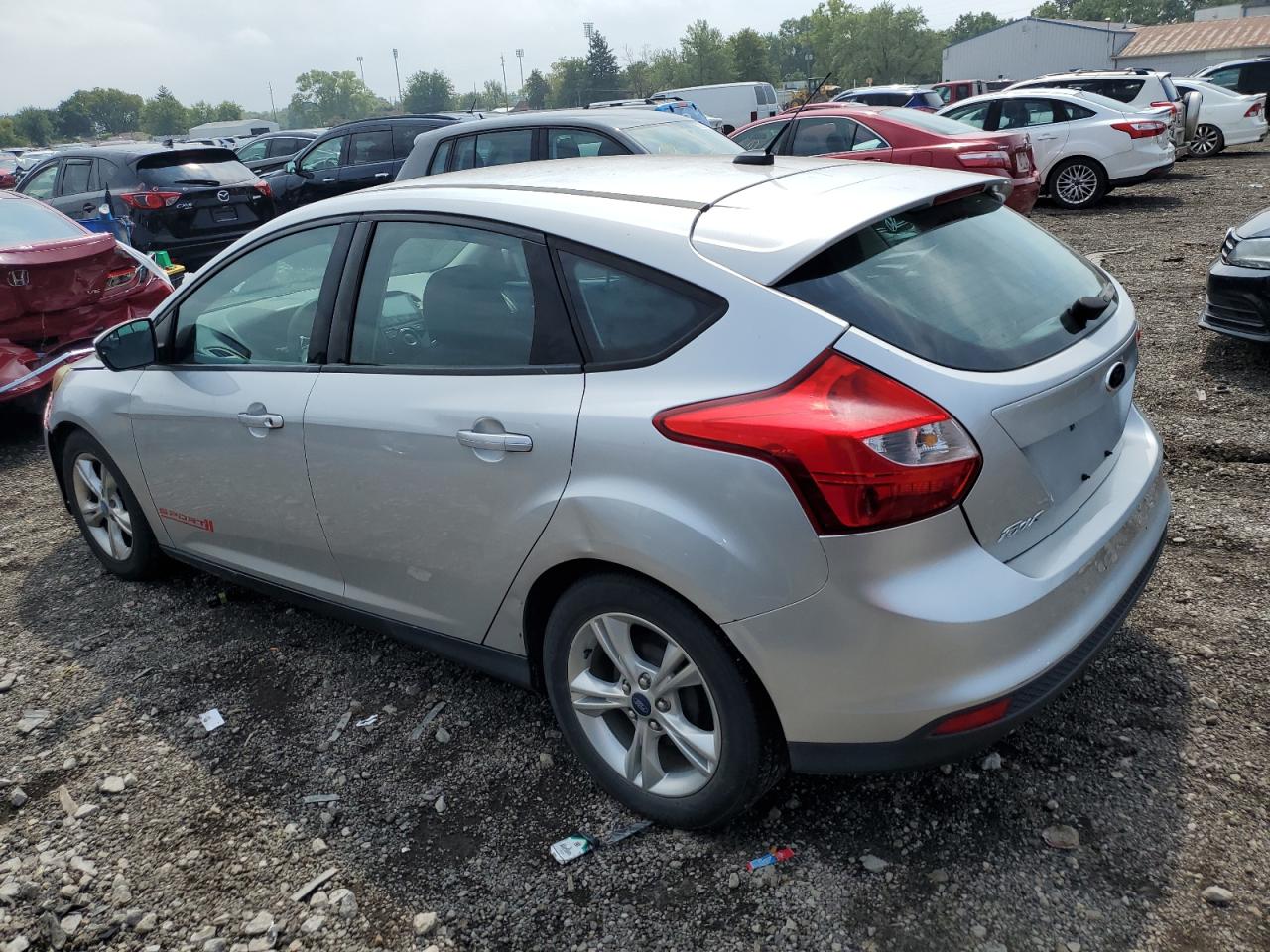 Obraz 2 z 2014 FORD FOCUS SE 2014 z VIN 1FADP3K23EL255573