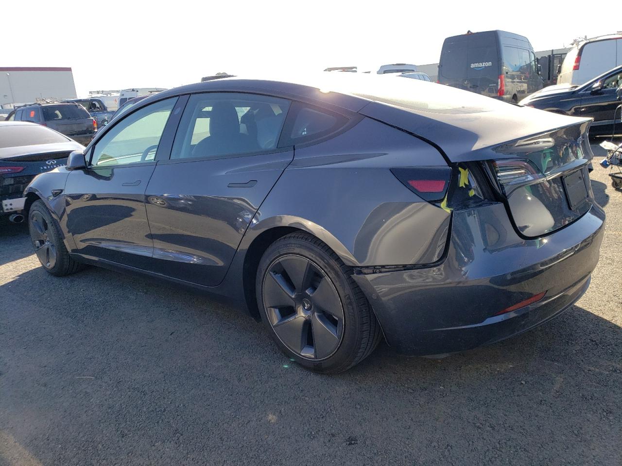 Изображение 2 2022 TESLA MODEL 3  2022 с VIN 5YJ3E1EB2NF296159