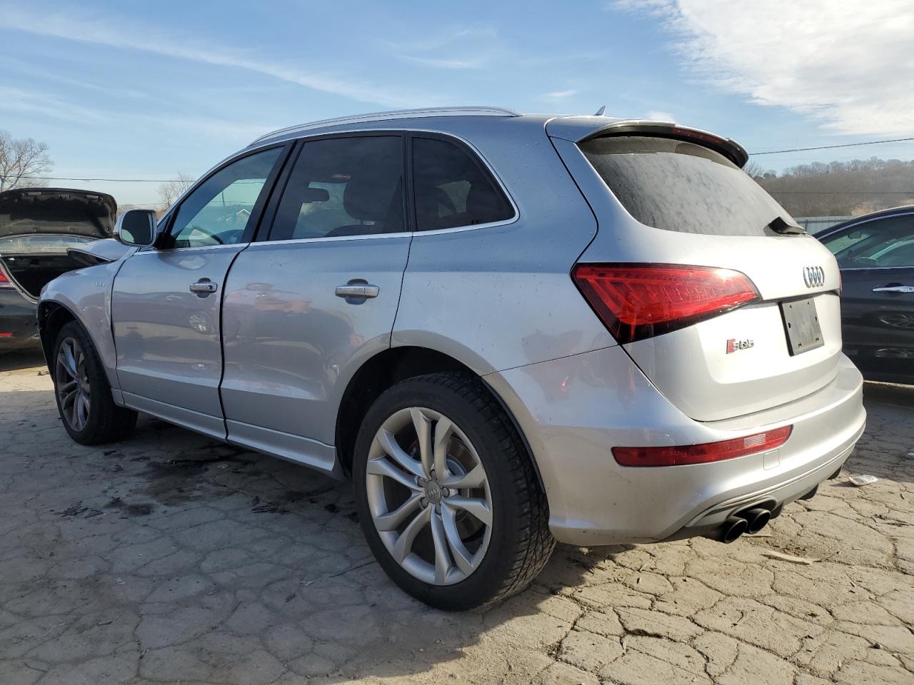 Image 2 of 2017 AUDI SQ5 PREMIUM PLUS 2017 with VIN WA1CCAFP8HA045136