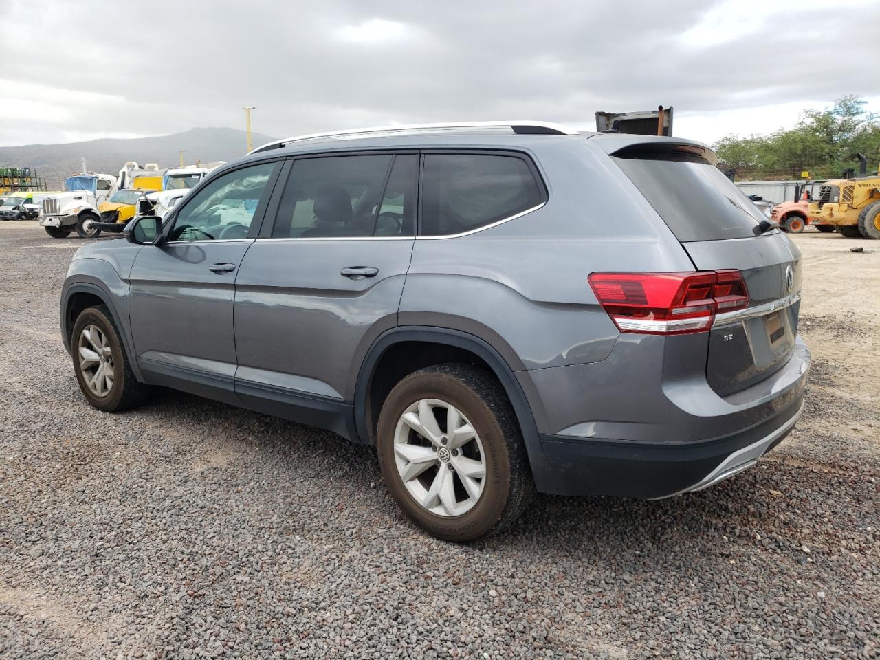 Изображение 2 2018 VOLKSWAGEN ATLAS SE 2018 с VIN 1V2DR2CA7JC535946