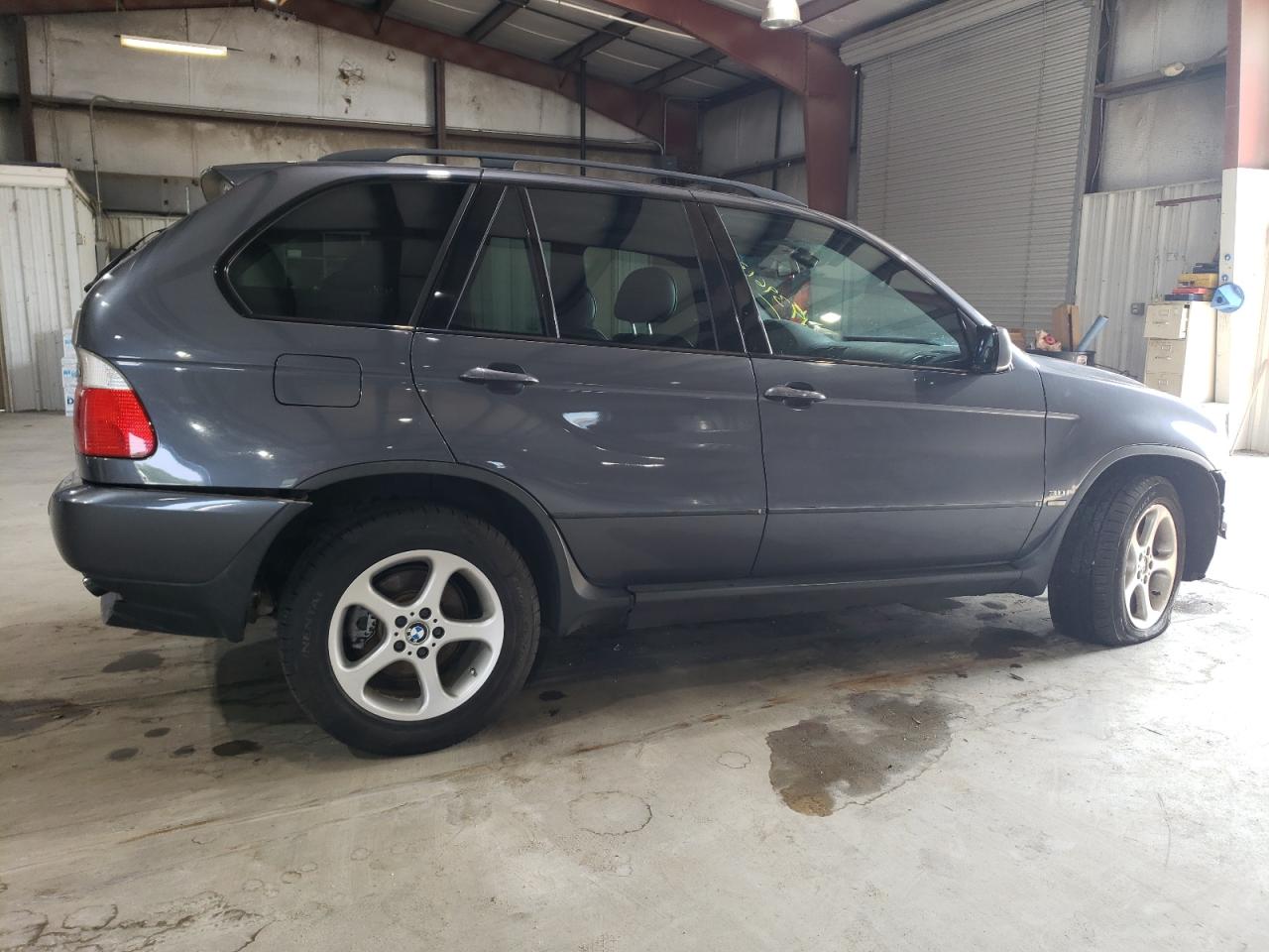 Image 3 of 2002 BMW X5 3.0I 2002 with VIN 5UXFA53522LP51693