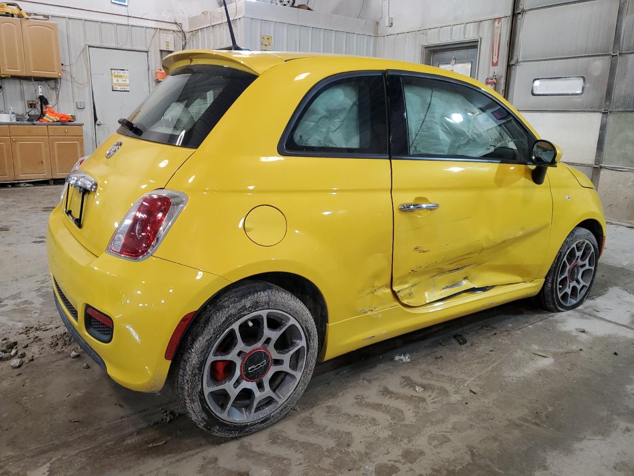 Obraz 3 z 2015 FIAT 500 SPORT 2015 z VIN 3C3CFFBRXFT647998