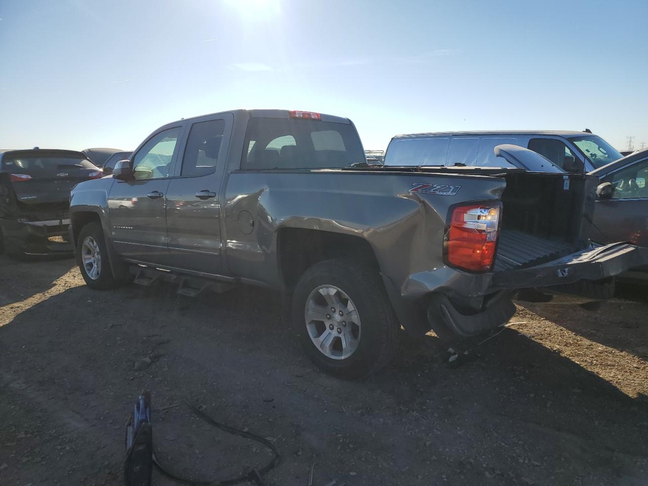 Obraz 2 z 2017 CHEVROLET SILVERADO K1500 LT 2017 z VIN 1GCVKREC2HZ214826