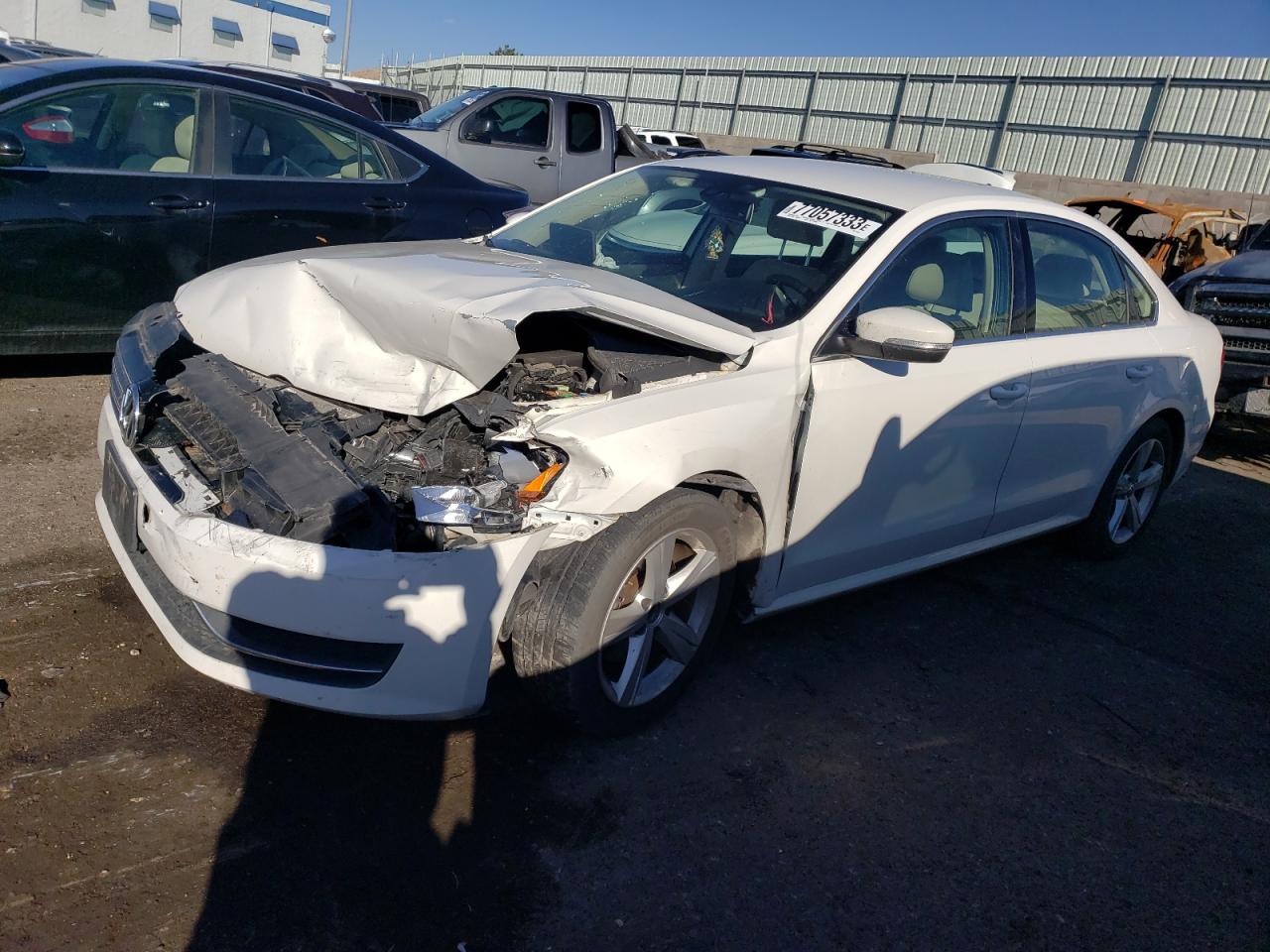 Obraz 1 z 2014 VOLKSWAGEN PASSAT SE 2014 z VIN 1VWBS7A39EC053271