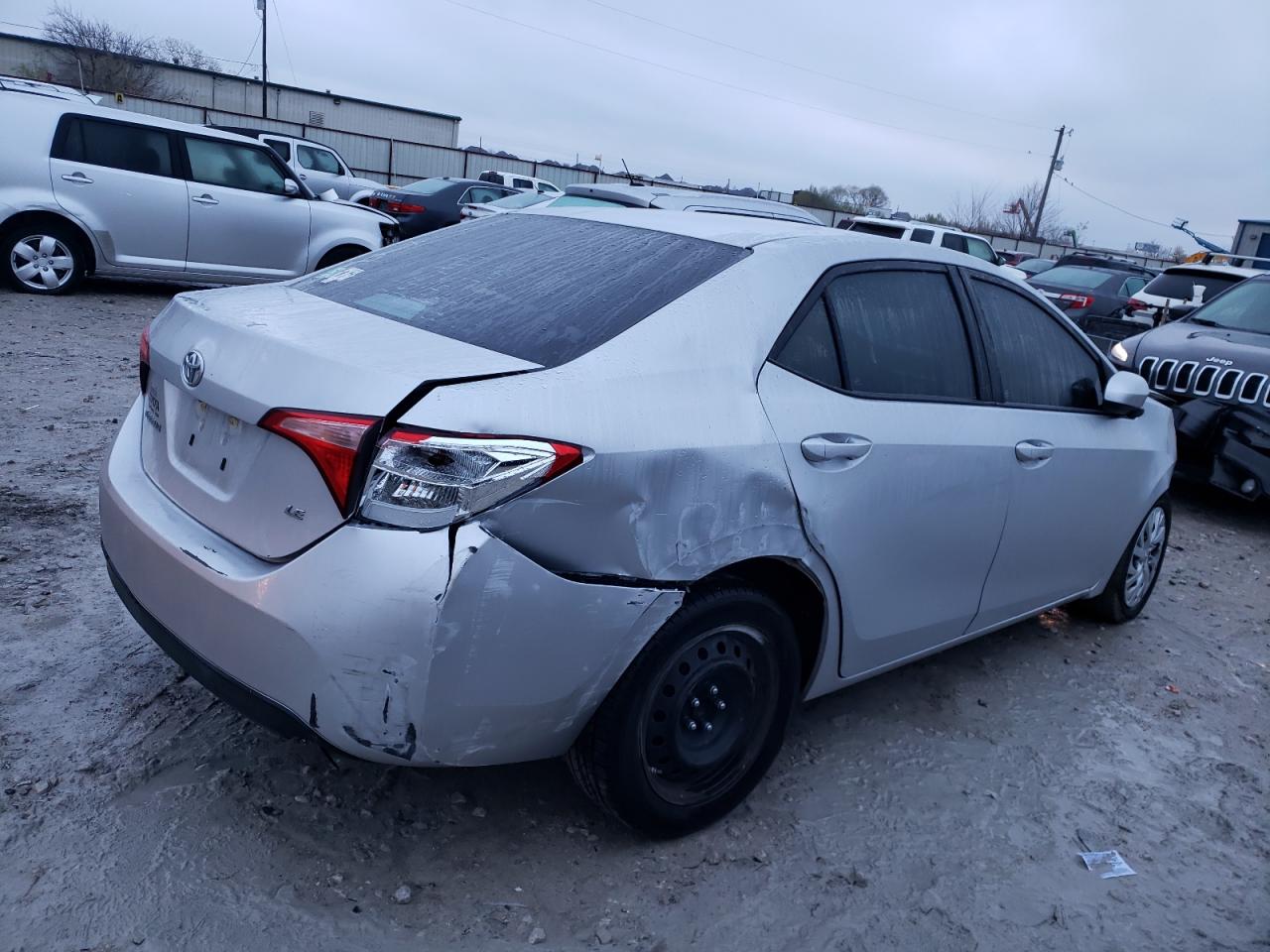 Obraz 3 z 2017 TOYOTA COROLLA L 2017 z VIN 5YFBURHE2HP650483