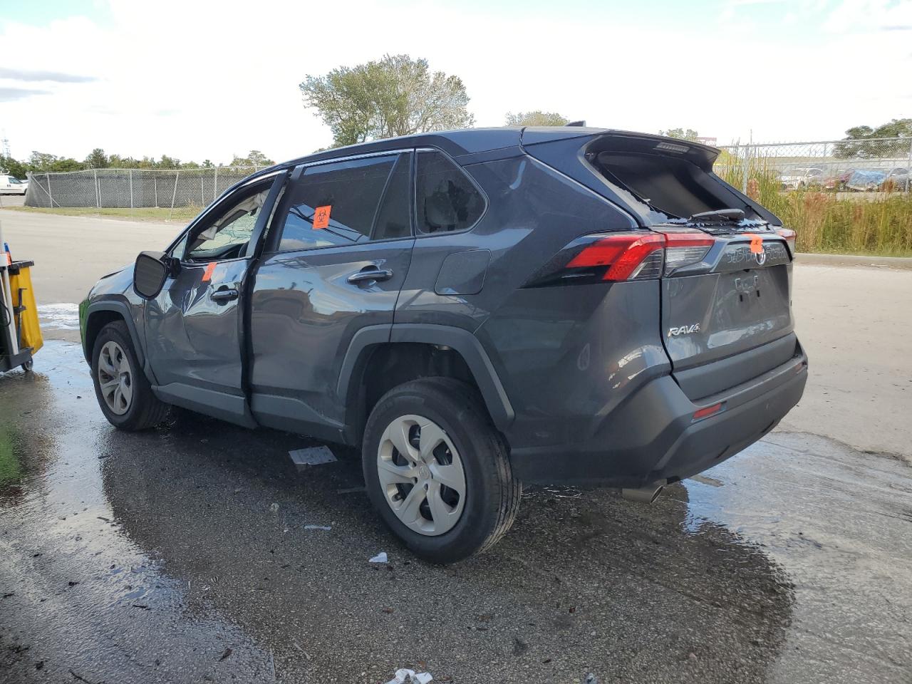 Изображение 2 2023 TOYOTA RAV4 LE 2023 с VIN 2T3H1RFV8PW274978