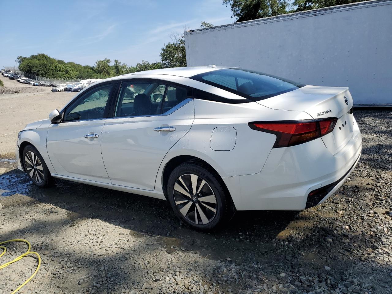Image 2 of 2022 NISSAN ALTIMA SV 2022 with VIN 1N4BL4DW6NN366583