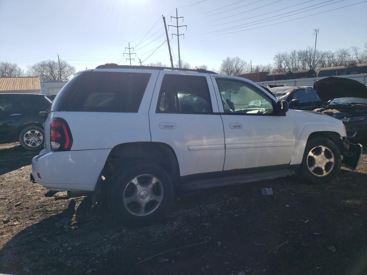 Image 3 of 2008 CHEVROLET TRAILBLAZER LS 2008 with VIN 1GNDT13S482121035
