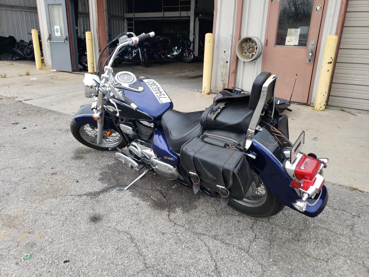 Image 3 of 2005 SUZUKI C50  2005 with VIN JS1VS55A952115619