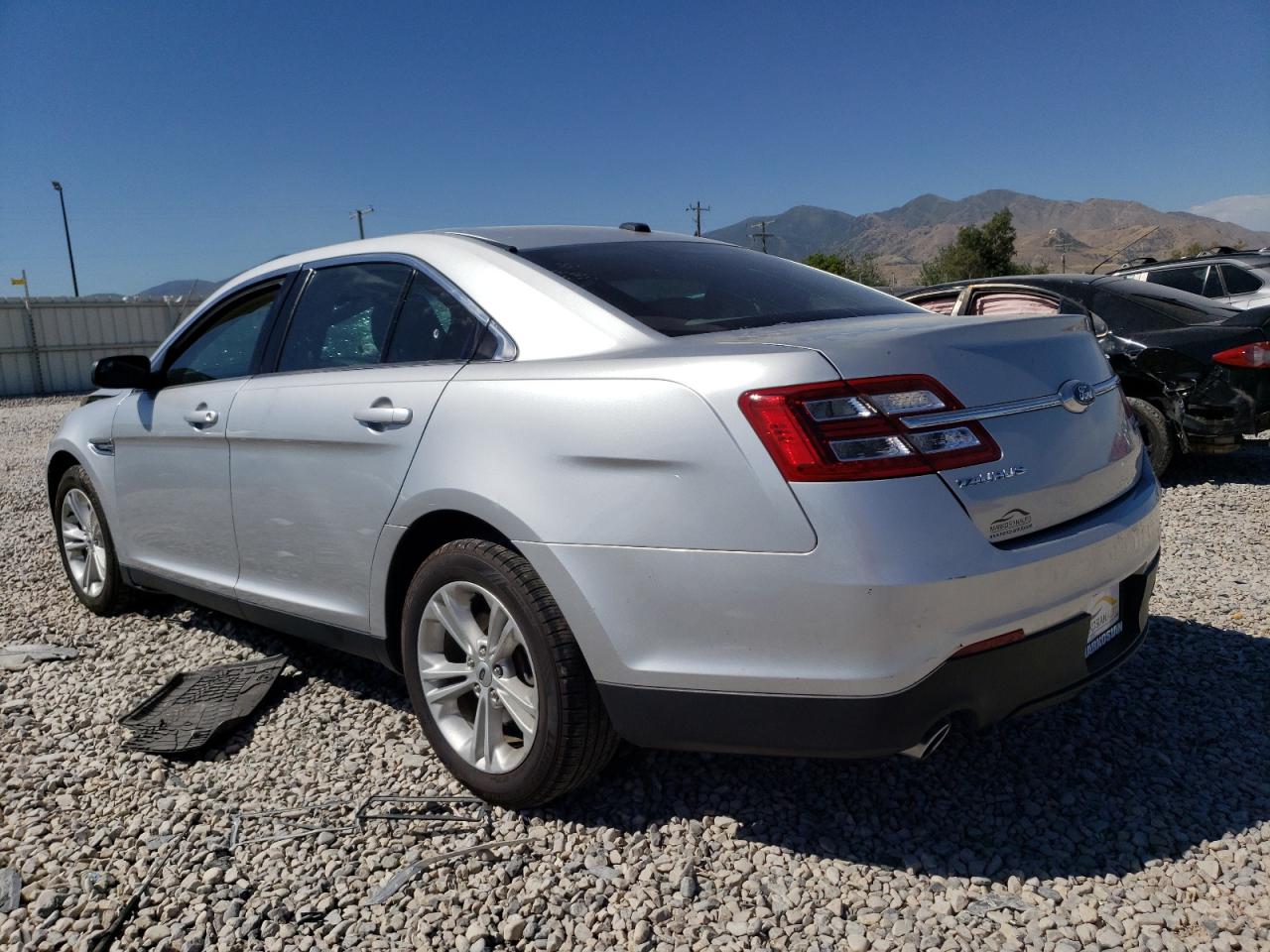 Obraz 2 z 2018 FORD TAURUS SE 2018 z VIN 1FAHP2D89JG118895