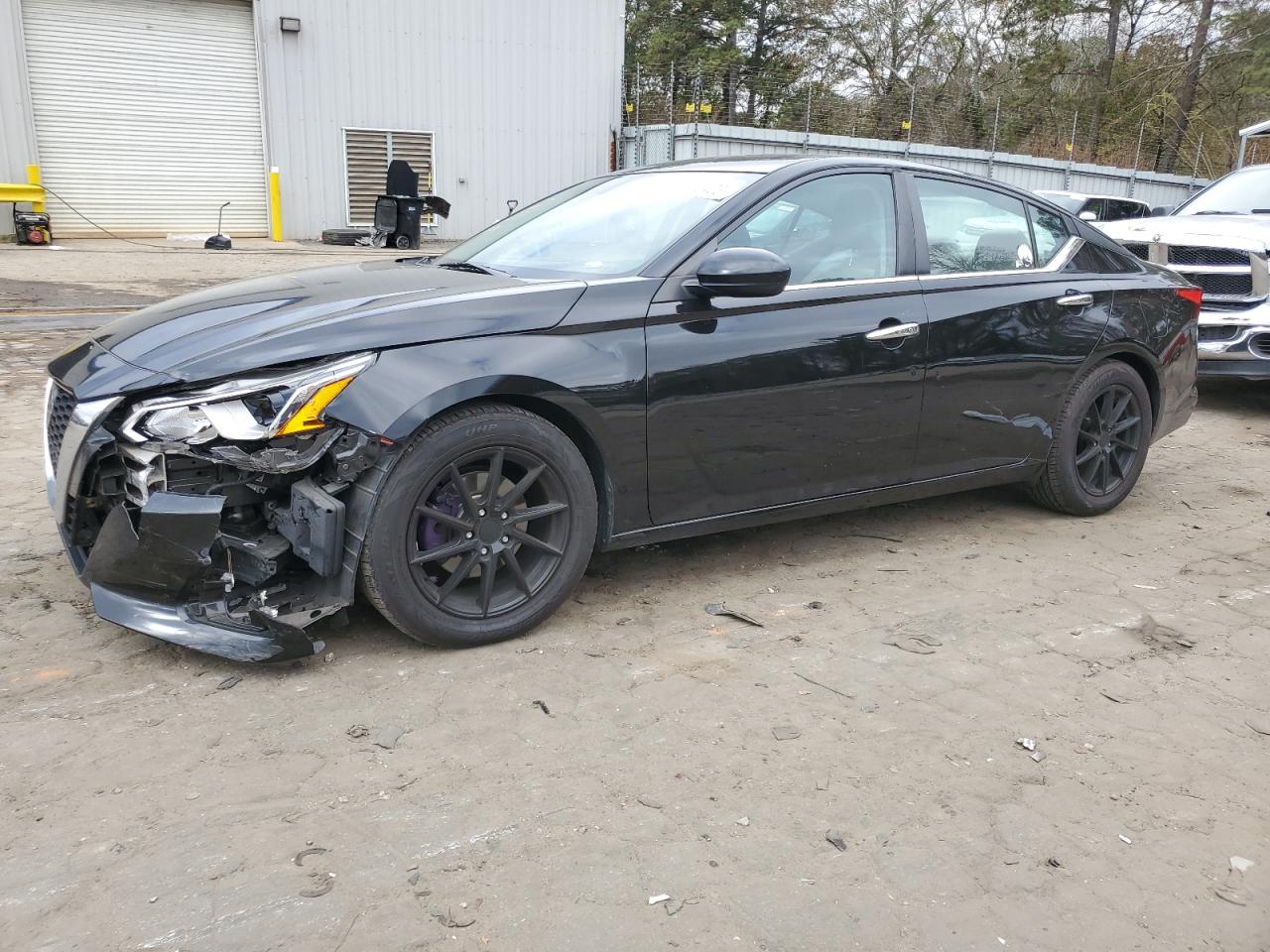 Изображение 1 2020 NISSAN ALTIMA S 2020 с VIN 1N4BL4BV2LC117233