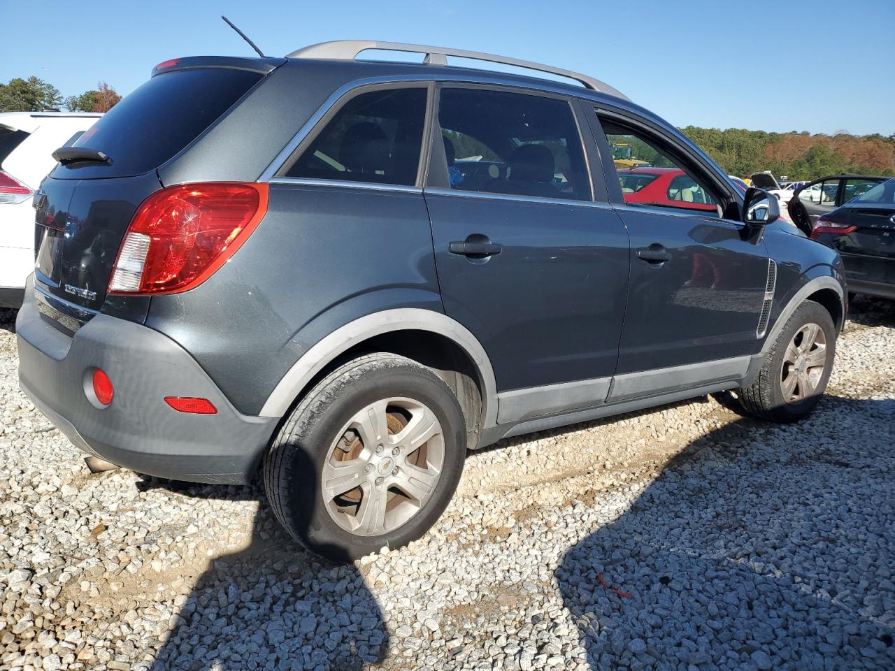 Image 3 of 2013 CHEVROLET CAPTIVA LS 2013 with VIN 3GNFL2EK8DS516748
