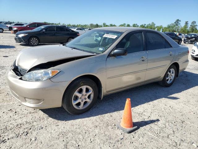 Obraz 1 z 2005 TOYOTA CAMRY LE 2005 z VIN 4T1BE30K15U539087
