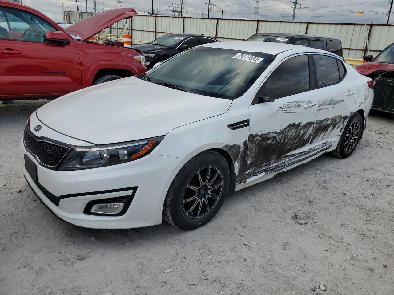 Obraz 1 z 2015 KIA OPTIMA LX 2015 z VIN KNAGM4A75F5589402