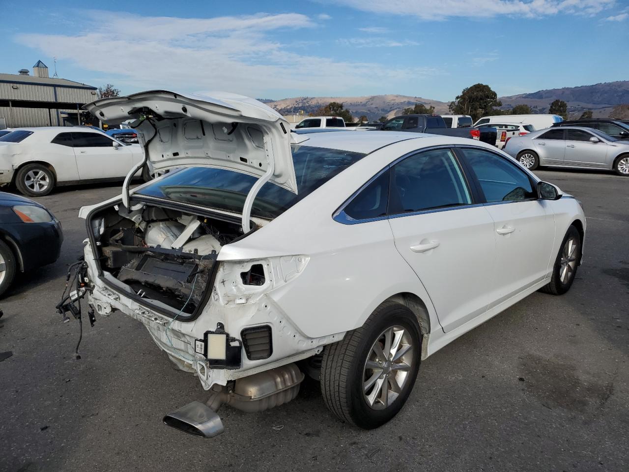 Image 3 of 2019 HYUNDAI SONATA SE 2019 with VIN 5NPE24AF0KH775107