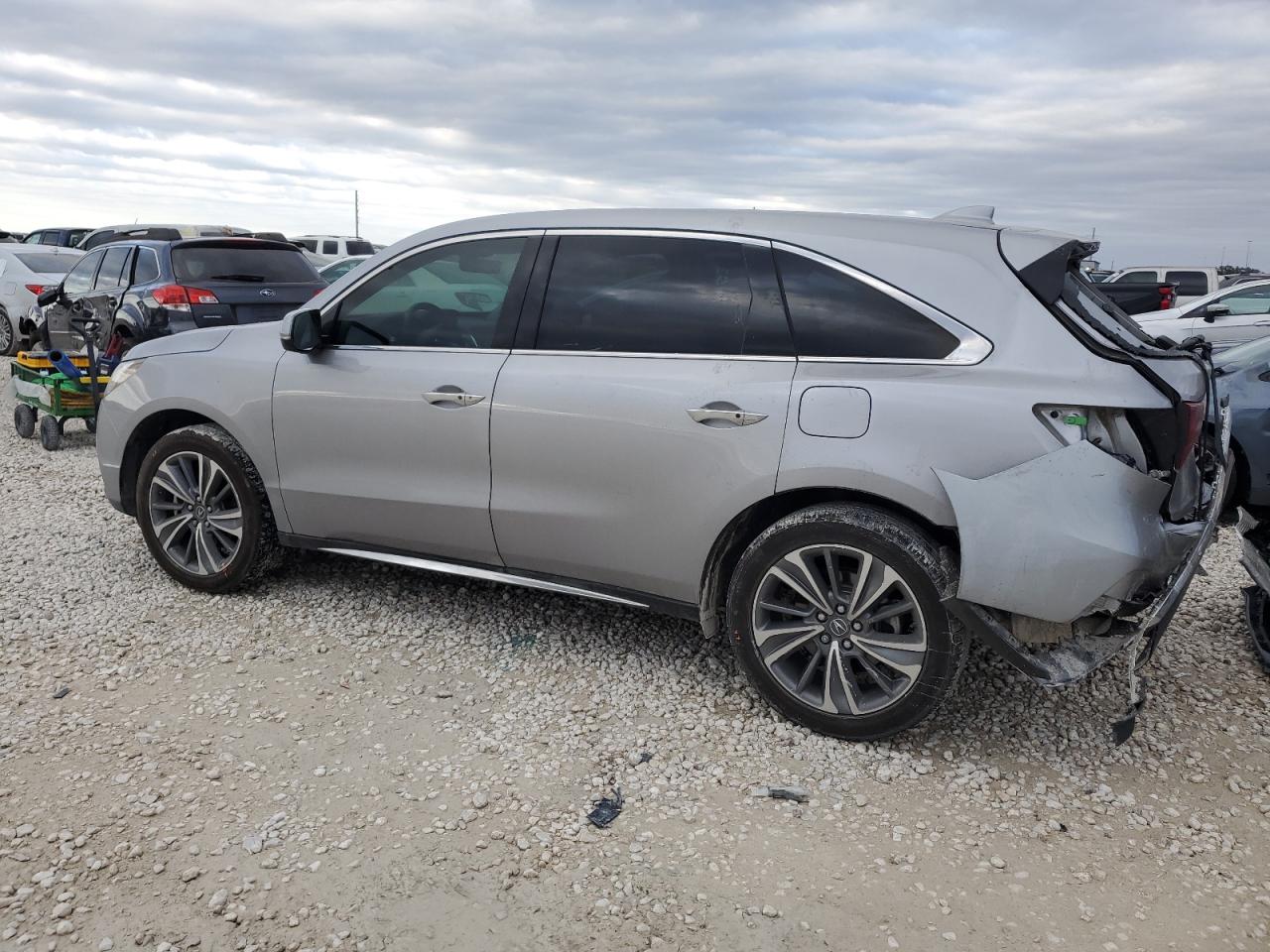 Image 2 of 2017 ACURA MDX TECHNOLOGY 2017 with VIN 5FRYD3H55HB004713