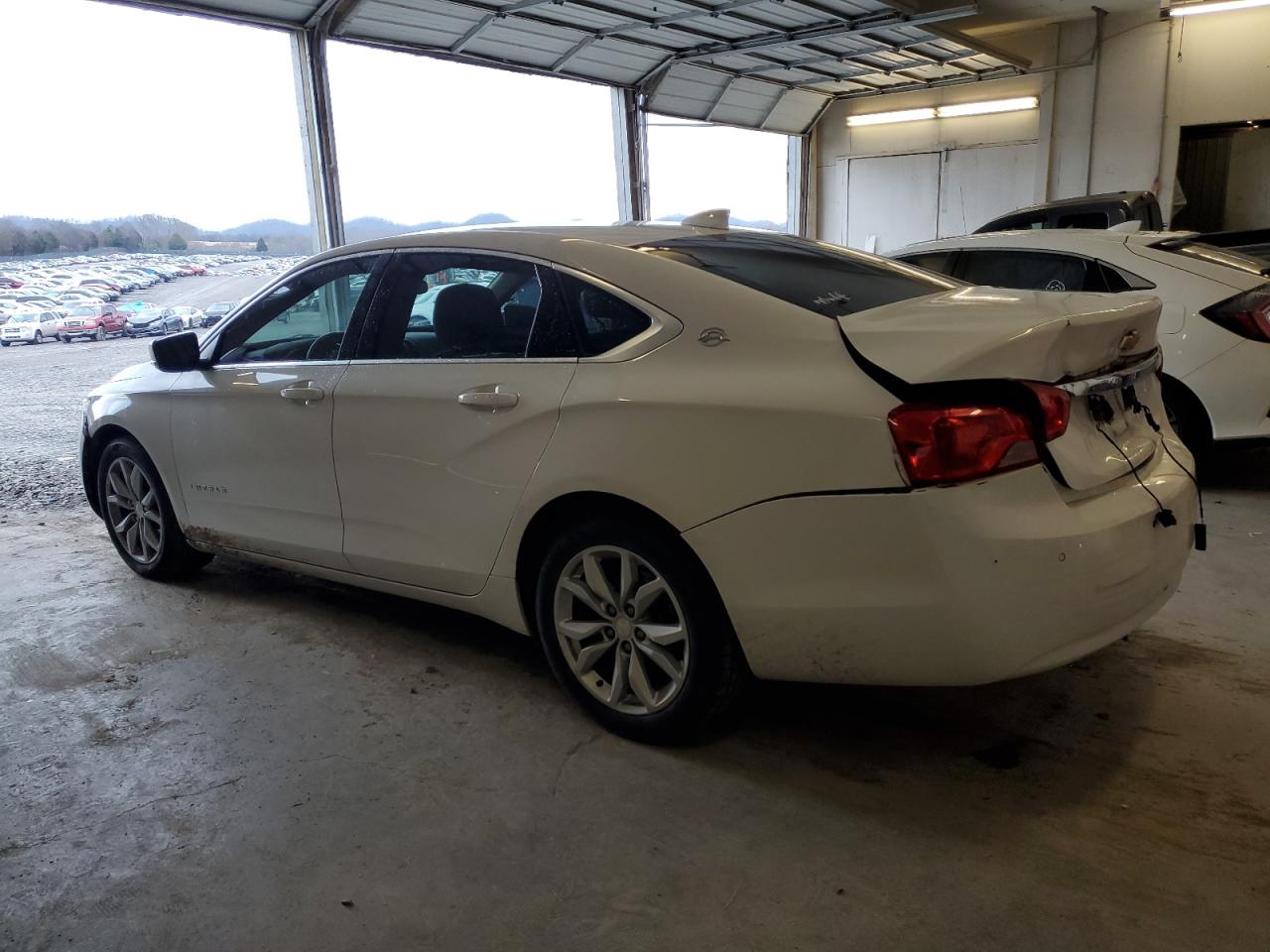 Изображение 2 2016 CHEVROLET IMPALA LT 2016 с VIN 2G1105SA4G9136101