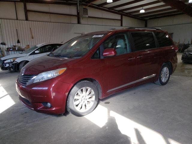 Изображение 2014 TOYOTA SIENNA XLE 2014