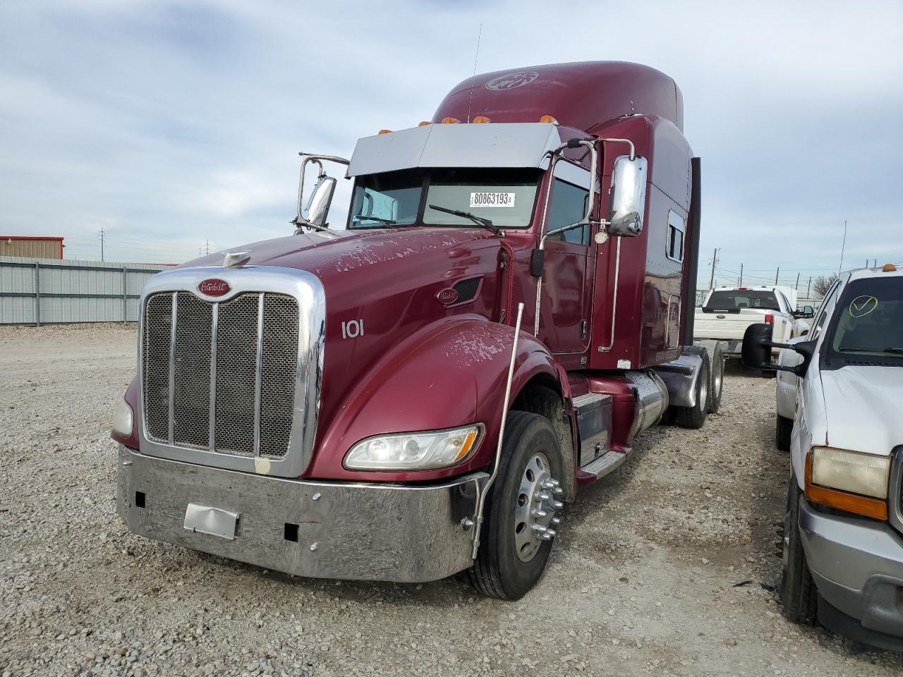 Obraz 2 z 2013 PETERBILT 386  2013 z VIN 1XPHD49X3DD192834