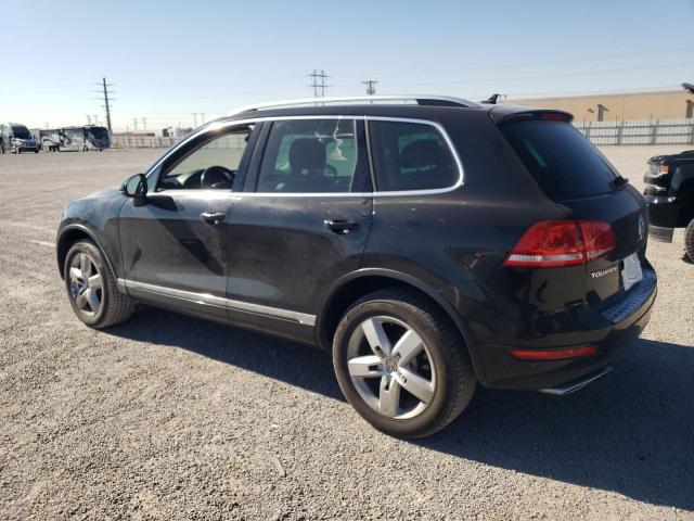 Image 2 of 2013 VOLKSWAGEN TOUAREG V6 TDI 2013 with VIN WVGEP9BP5DD010095